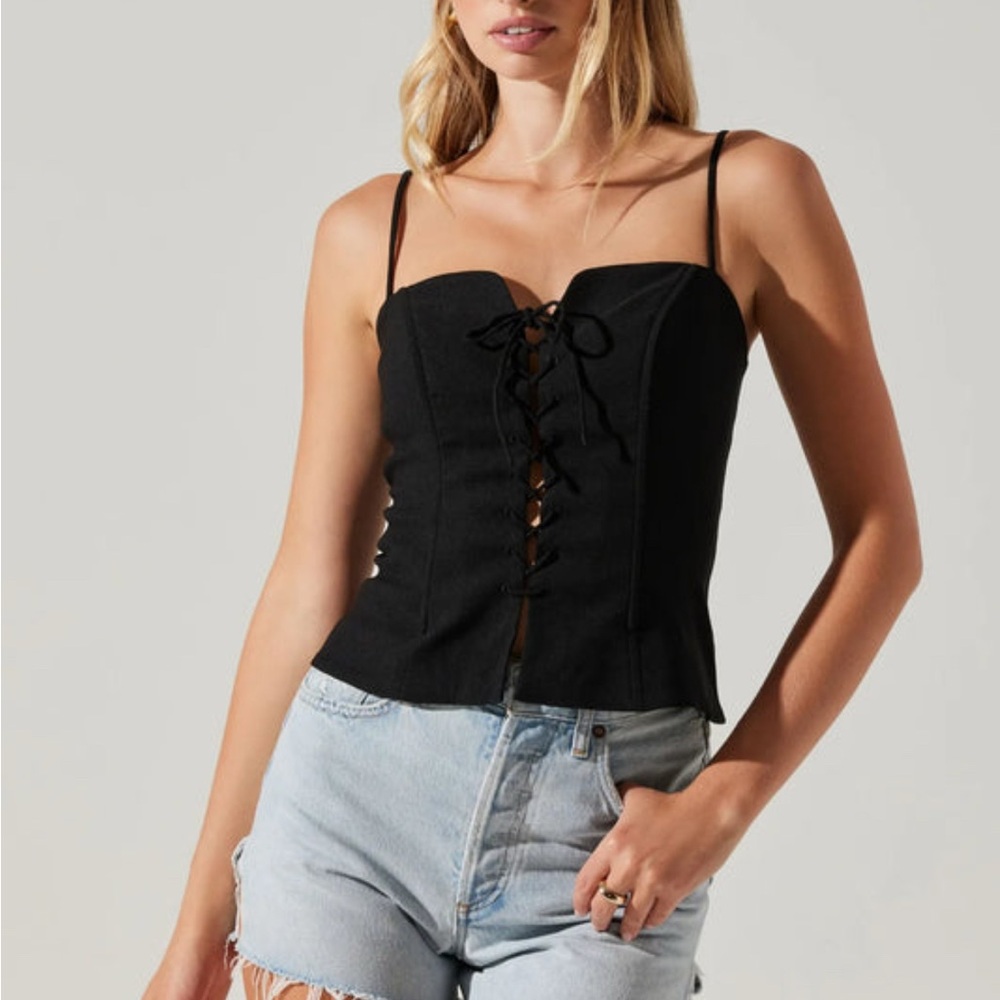NWT ASTR Kylian Lace Up Top in Black (S)